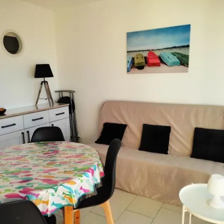 En Bord De Avec Loggia, Parking Et Wi-fi - Fr-1-652-1 Apartment